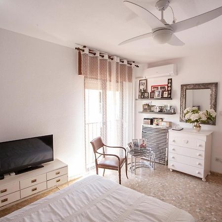Lola.- Habitacion De Matrimonio, Con Bano Privado Granada Exterior photo